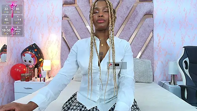 ArianaBeake online show from 10-31-25, 02:07