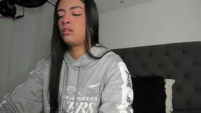 VictoriaParkeer online show from 04-17-26, 11:02