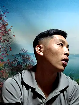 LuPhungg online show from 10-23-25, 10:47