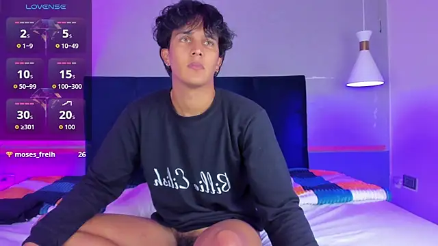 Leo Savage  online show from 09-15-25, 04:12