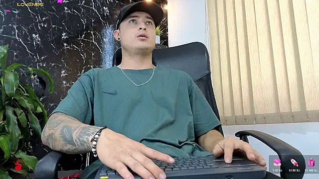 Alexander ferre online show from 03-02-26, 01:40