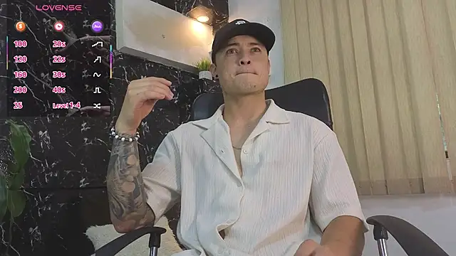 Snapshot of Alexander_ferre chatting on 06-09-26, 12:50 Alexander ferre online show from 06-09-26, 12:50