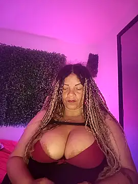 Snapshot of Eva_Luxei chatting on 09-24-25, 12:52 Eva Luxei online show from 09-24-25, 12:52