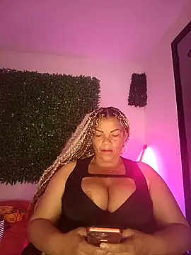 Snapshot of Eva_Luxei chatting on 11-15-25, 12:23 Eva Luxei online show from 11-15-25, 12:23