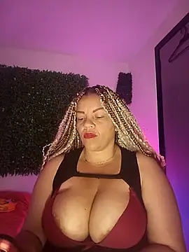 Snapshot of Eva_Luxei chatting on 11-17-25, 11:27 Eva Luxei online show from 11-17-25, 11:27