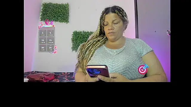 Snapshot of Eva_Luxei chatting on 01-14-26, 07:52 Eva Luxei online show from 01-14-26, 07:52