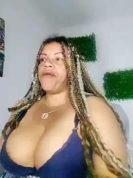 Snapshot of Eva_Luxei chatting on 02-06-26, 05:23 Eva Luxei online show from 02-06-26, 05:23