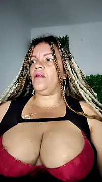 Snapshot of Eva_Luxei chatting on 02-10-26, 12:31 Eva Luxei online show from 02-10-26, 12:31