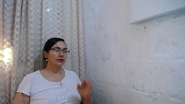 gabbyparker  online show from 09-25-25, 02:21