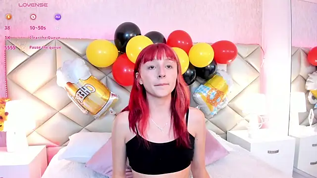 dafnne hall online show from 09-25-25, 04:16