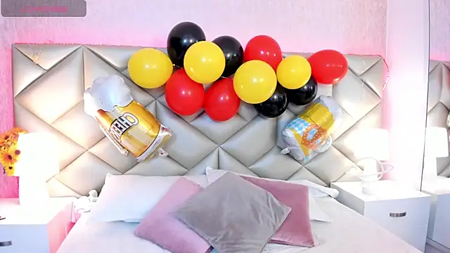 dafnne hall online show from 09-26-25, 04:27