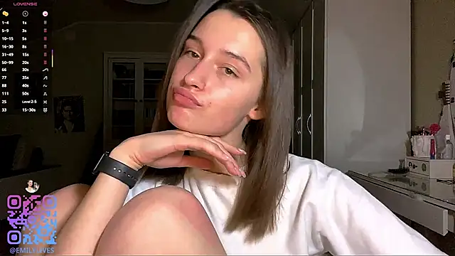 DarlineBrustera online show from 12-15-25, 02:21