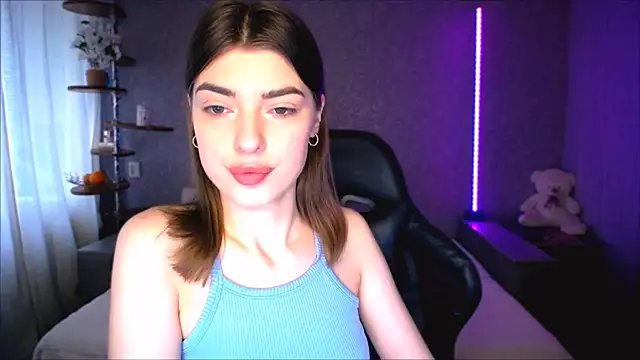 Snapshot of Dianaa_Lee0 chatting on 05-22-26, 01:06 Dianaa Lee0 online show from 05-22-26, 01:06