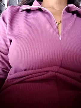 Snapshot of hotshreya69 chatting on 10-31-25, 07:09 hotshreya69 online show from 10-31-25, 07:09