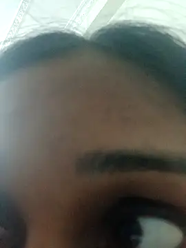 Snapshot of hotshreya69 chatting on 11-21-25, 06:39 hotshreya69 online show from 11-21-25, 06:39