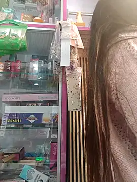 Snapshot of hotshreya69 chatting on 11-29-25, 07:55 hotshreya69 online show from 11-29-25, 07:55