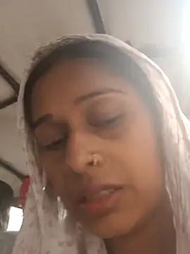 Snapshot of hotshreya69 chatting on 12-01-25, 09:25 hotshreya69 online show from 12-01-25, 09:25