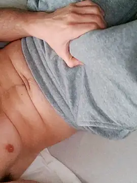 Snapshot of pollon621 chatting on 02-22-26, 05:55 pollon621 online show from 02-22-26, 05:55