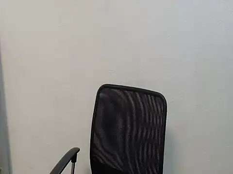 Snapshot of avery_in_paradisexx chatting on 01-08-26, 02:30 avery in paradisexx online show from 01-08-26, 02:30