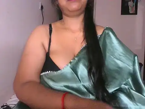 Snapshot of its_me_Rashmi chatting on 09-09-25, 05:12 its me Rashmi online show from 09-09-25, 05:12