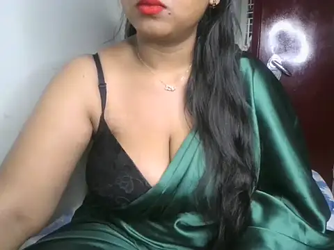 Snapshot of its_me_Rashmi chatting on 10-09-25, 07:39 its me Rashmi online show from 10-09-25, 07:39