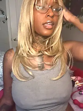 Snapshot of MistiSavannah chatting on 11-07-25, 03:12 MistiSavannah online show from 11-07-25, 03:12