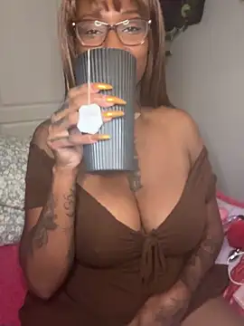 Snapshot of MistiSavannah chatting on 11-15-25, 11:18 MistiSavannah online show from 11-15-25, 11:18