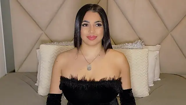 Snapshot of CharlotteeBrownn chatting on 02-01-26, 02:21 CharlotteeBrownn online show from 02-01-26, 02:21