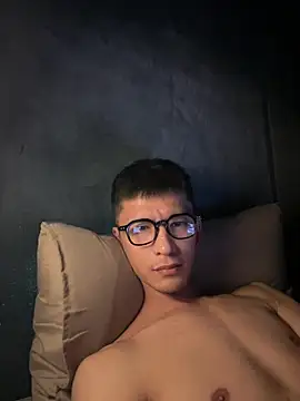 icefun1109 online show from 04-19-26, 06:10