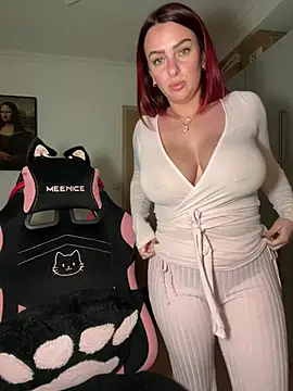 OliviaaFischer online show from 04-06-26, 08:10