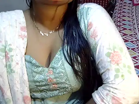 Nusrat Faria07 online show from 10-21-25, 07:47