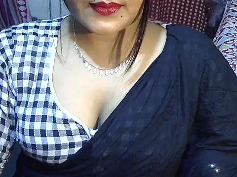 Nusrat Faria07 online show from 11-04-25, 08:52