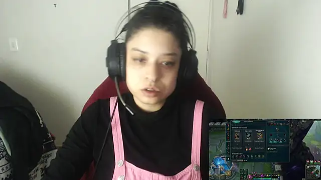 miss carmila1 online show from 10-31-25, 11:06