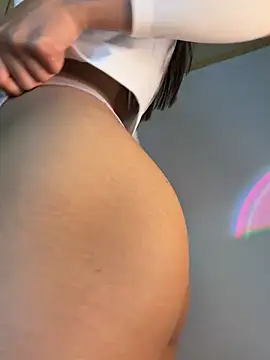 LilybethGray online show from 06-11-26, 11:03
