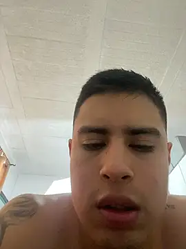 Snapshot of miaftmax chatting on 10-21-25, 07:36 miaftmax online show from 10-21-25, 07:36