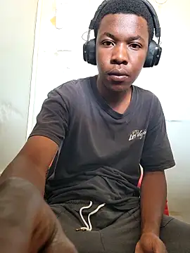 Snapshot of sweetdickboy2 chatting on 03-16-26, 11:25 sweetdickboy2 online show from 03-16-26, 11:25