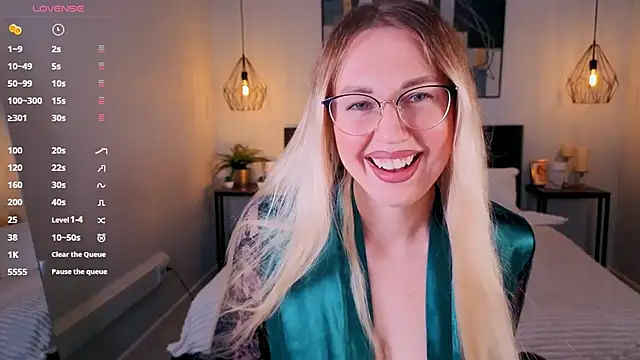 Lexi terele online show from 09-14-25, 06:56