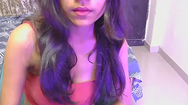 Snapshot of hoty-priya chatting on 06-05-26, 04:30 hoty-priya online show from 06-05-26, 04:30