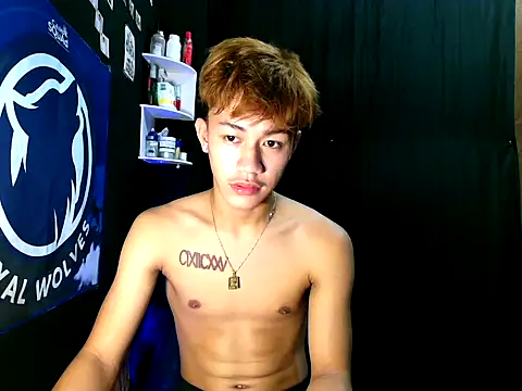 naughtyboyloy 0 online show from 11-02-25, 02:36