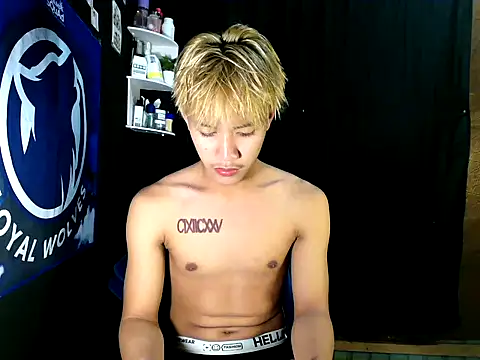 naughtyboyloy 0 online show from 11-22-25, 03:55