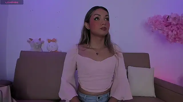 Doll Isa  online show from 03-31-26, 08:53