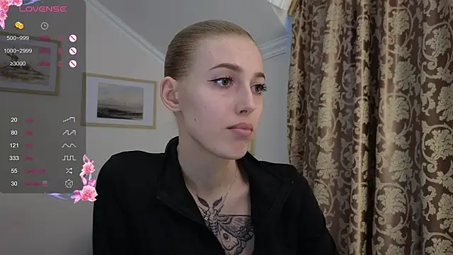 Snapshot of Sonia_Jones chatting on 01-15-26, 11:59 Sonia Jones online show from 01-15-26, 11:59