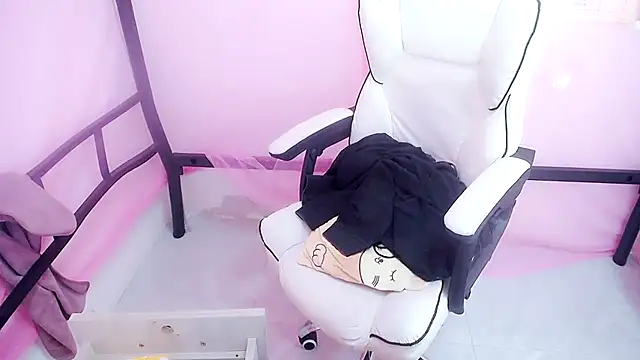 KateCondon online show from 09-18-25, 08:11