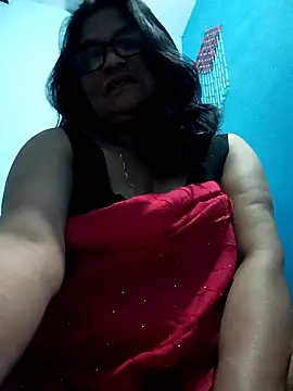 Snapshot of Madam_g88 chatting on 02-16-26, 04:25 Madam g88 online show from 02-16-26, 04:25