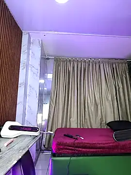 nena cupcake  online show from 02-23-26, 11:07