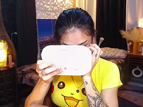 WILDROXIE online show from 10-21-25, 11:27