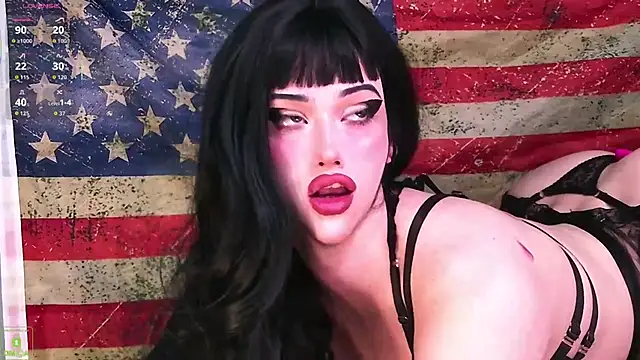 Snapshot of RoxyKyper chatting on 06-20-26, 10:40 RoxyKyper online show from 06-20-26, 10:40
