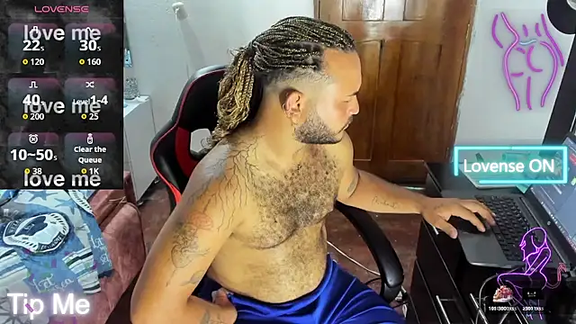 Alex Dancy5 online show from 10-24-25, 07:10