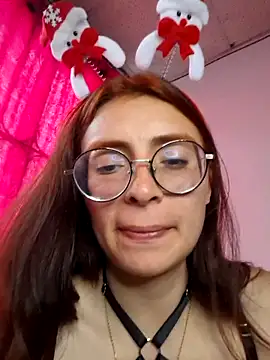 Snapshot of Natalykaty chatting on 12-16-25, 07:30 Natalykaty online show from 12-16-25, 07:30