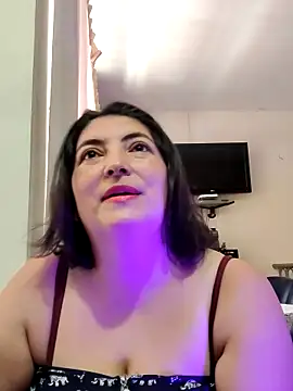 Snapshot of lina_maria99 chatting on 09-10-25, 07:25 lina maria99 online show from 09-10-25, 07:25